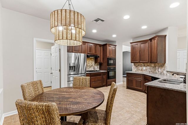 1770 Heavens Peak, San Antonio, TX 78258