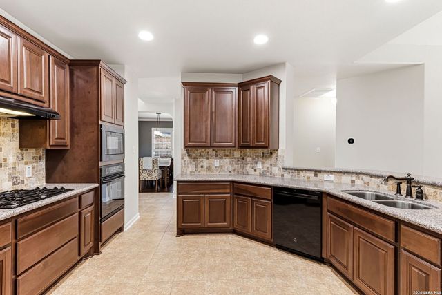 1770 Heavens Peak, San Antonio, TX 78258