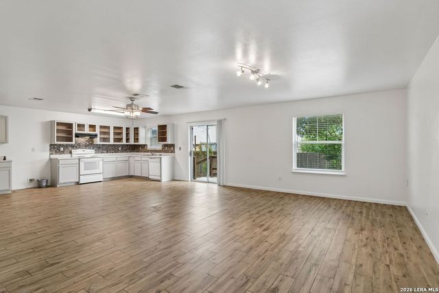 8807 Shaenwest, San Antonio, TX 78254
