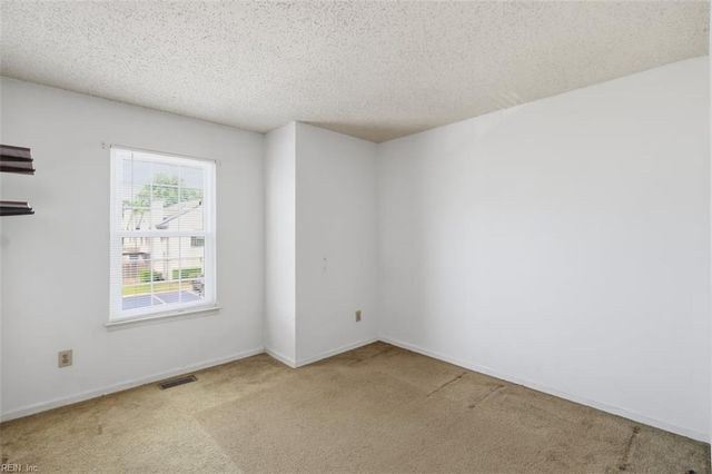 5207 Calico CT, Virginia Beach, VA 23464