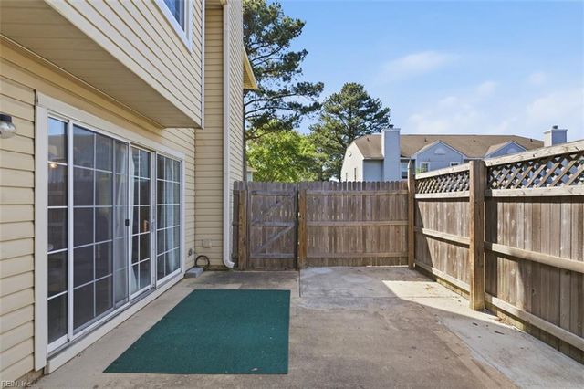 5207 Calico CT, Virginia Beach, VA 23464