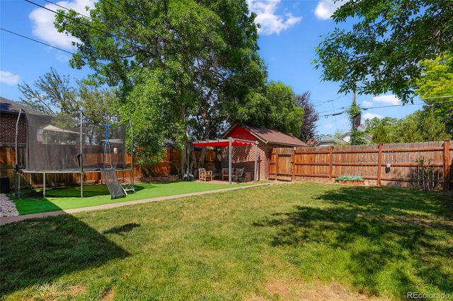 2810 Dahlia Street, Denver, CO 80207