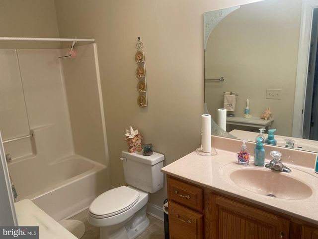 511 N WINDING BROOKE DR, Seaford, DE 19973