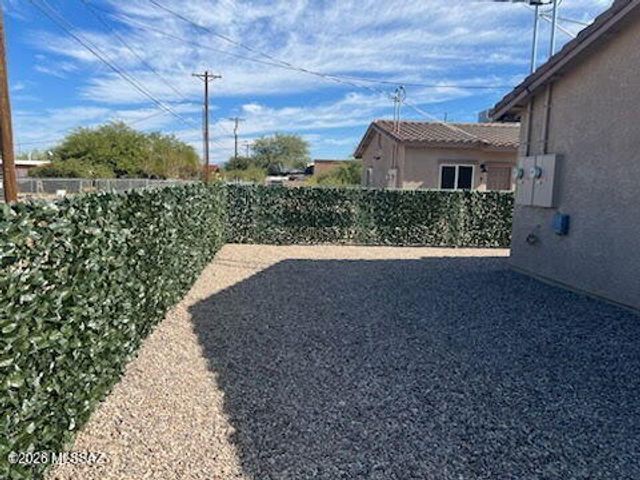 901 E 36th St Unit 2, Tucson, AZ 85713