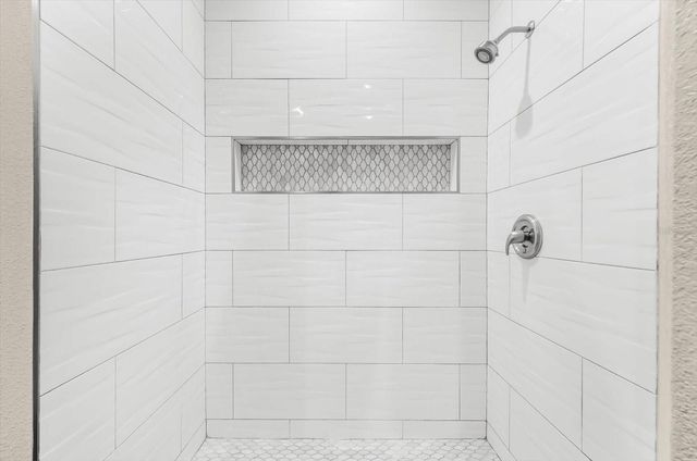 2002 ALEXIS COURT, Tarpon Springs, FL 34689