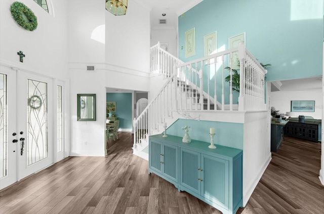 2002 ALEXIS COURT, Tarpon Springs, FL 34689