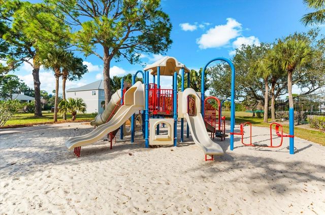 2002 ALEXIS COURT, Tarpon Springs, FL 34689