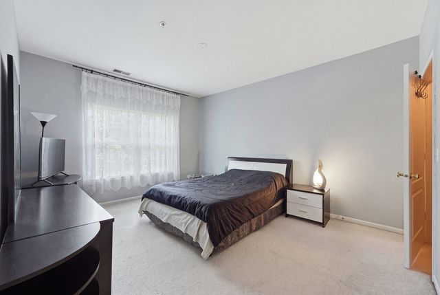 1267 W Lake Street 104, Addison, IL 60101