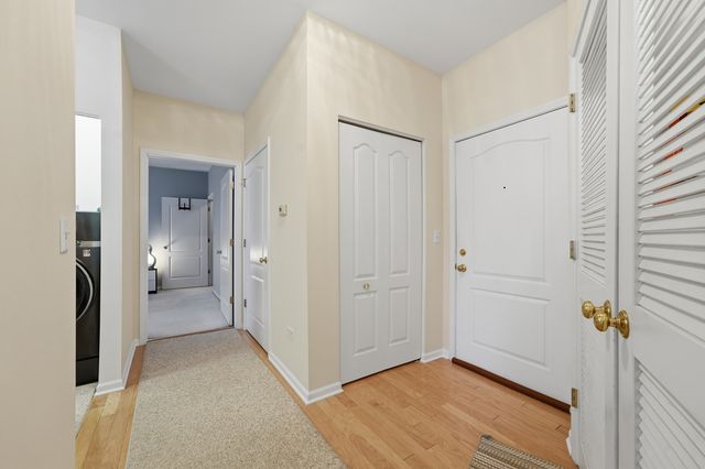 1267 W Lake Street 104, Addison, IL 60101
