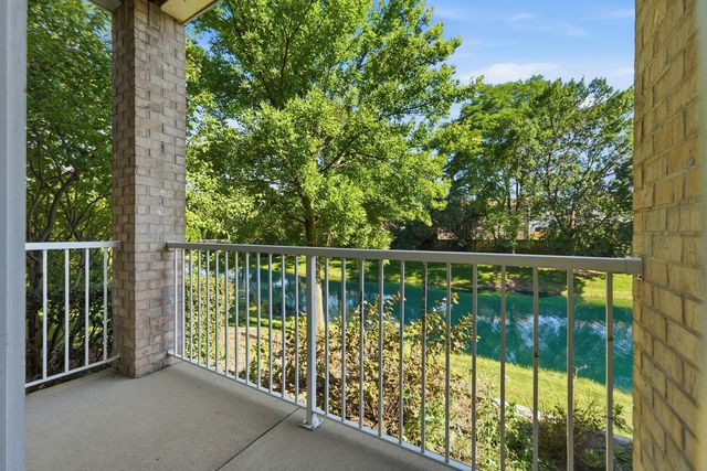1267 W Lake Street 104, Addison, IL 60101