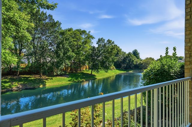 1267 W Lake Street 104, Addison, IL 60101