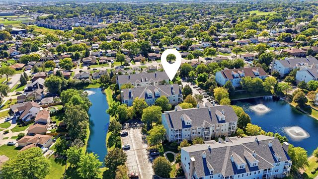 1267 W Lake Street 104, Addison, IL 60101