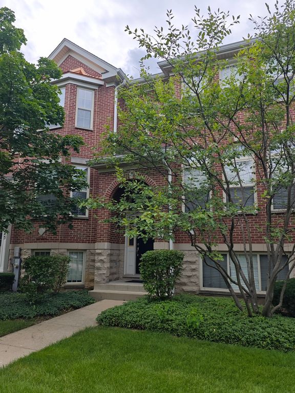 723 Prestwick Lane, Wheeling, IL 60090