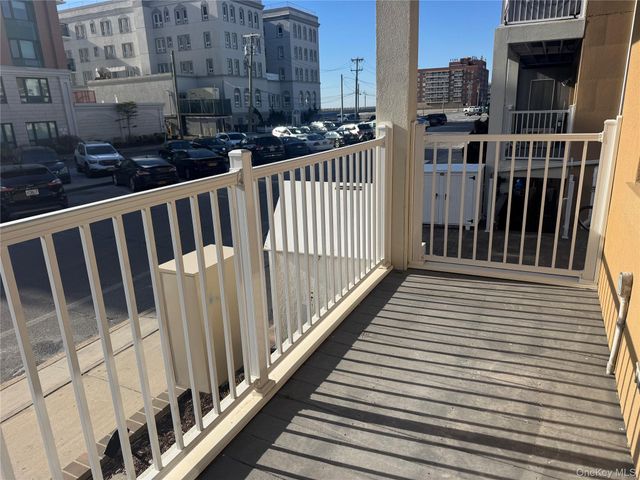 251 W Broadway 210, Long Beach, NY 11561