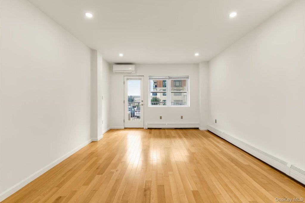 251 W Broadway 210, Long Beach, NY 11561 — photo 3