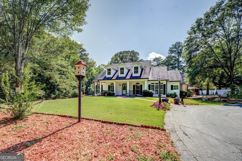 353 Crowell Road N, Covington, GA 30014