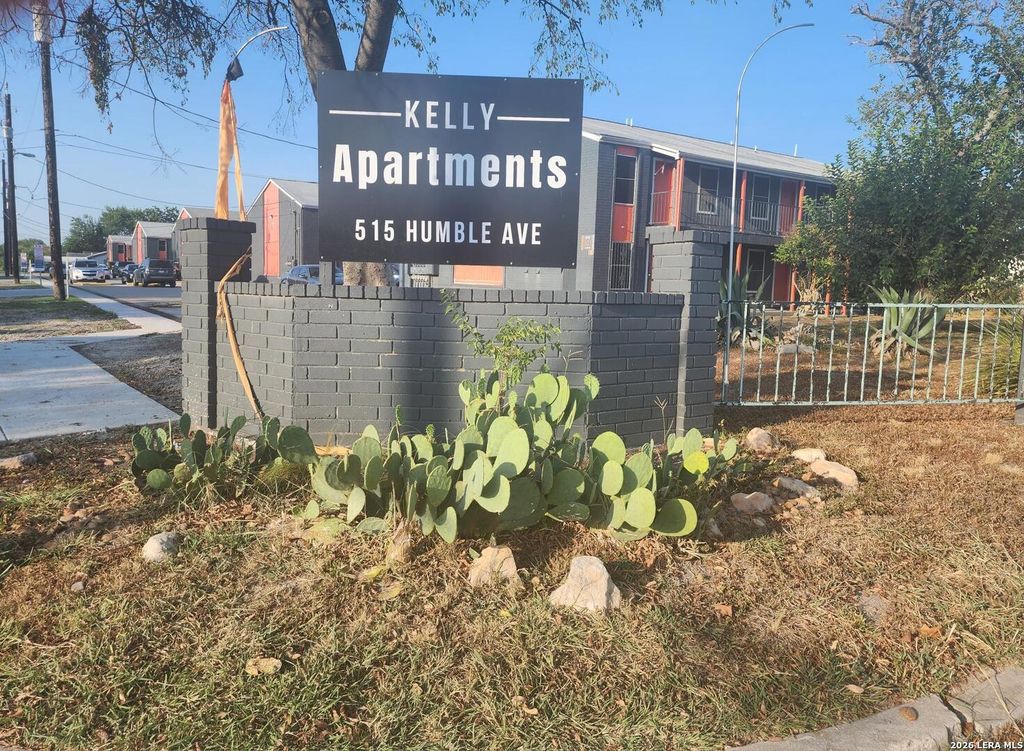 515 Humble Ave Apt 106, San Antonio, TX 78225