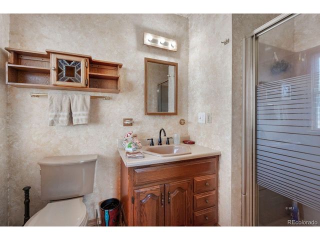445 G St, Penrose, CO 81240