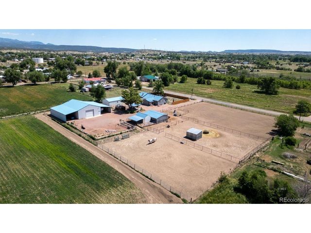 445 G St, Penrose, CO 81240