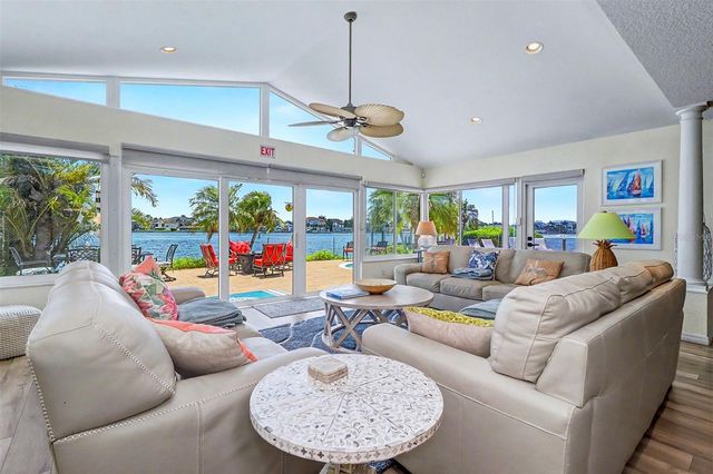 495 HARBOR DRIVE S, Indian Rocks Beach, FL 33785