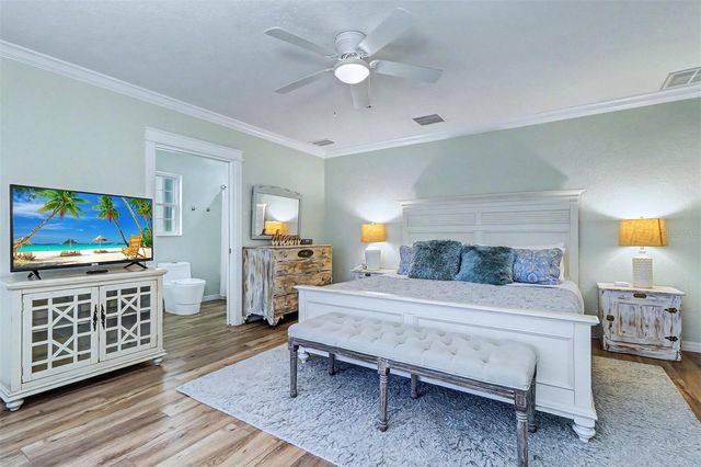 495 HARBOR DRIVE S, Indian Rocks Beach, FL 33785