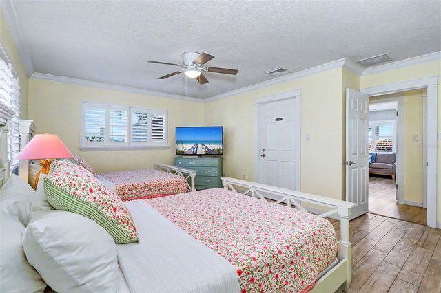 495 HARBOR DRIVE S, Indian Rocks Beach, FL 33785