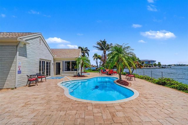 495 HARBOR DRIVE S, Indian Rocks Beach, FL 33785