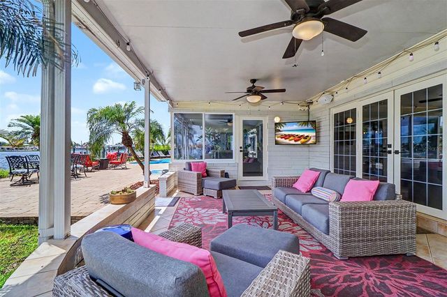 495 HARBOR DRIVE S, Indian Rocks Beach, FL 33785