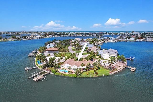 495 HARBOR DRIVE S, Indian Rocks Beach, FL 33785