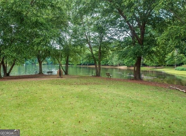 227 Quail Run, Roswell, GA 30076