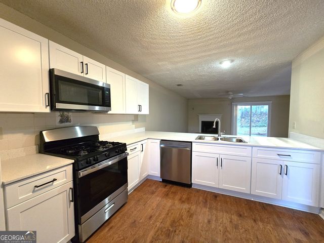 227 Quail Run, Roswell, GA 30076