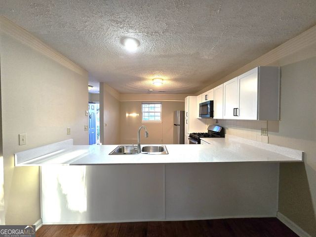 227 Quail Run, Roswell, GA 30076