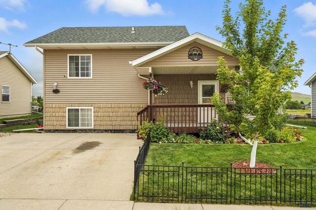 636 EARLEEN ST, Rapid City, SD 57701