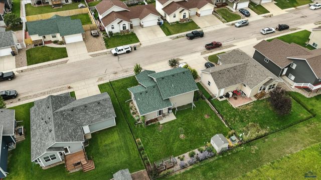 636 EARLEEN ST, Rapid City, SD 57701