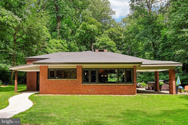 939 NORTH AVE, Springfield, PA 19064