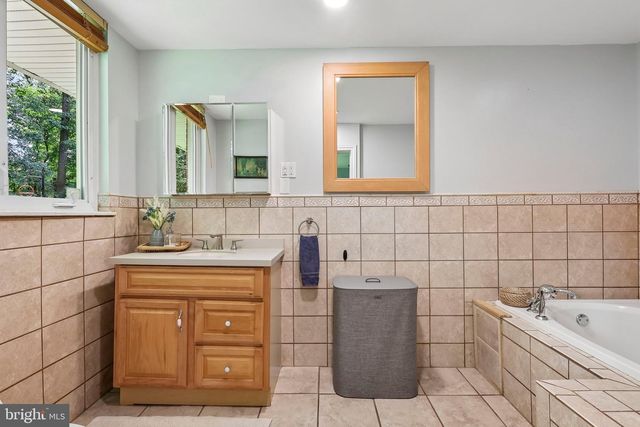 939 NORTH AVE, Springfield, PA 19064