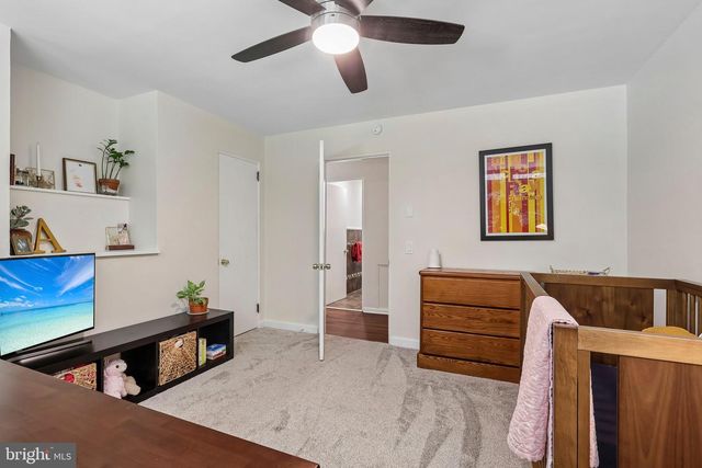 939 NORTH AVE, Springfield, PA 19064