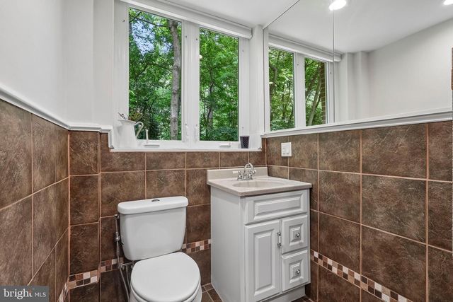 939 NORTH AVE, Springfield, PA 19064