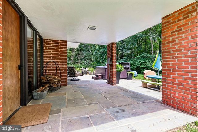 939 NORTH AVE, Springfield, PA 19064
