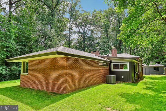 939 NORTH AVE, Springfield, PA 19064