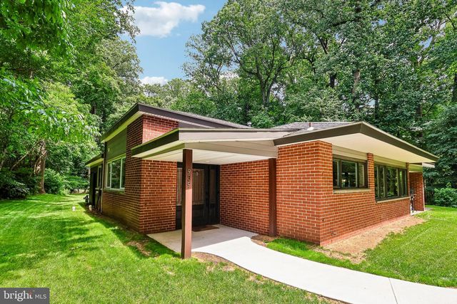 939 NORTH AVE, Springfield, PA 19064
