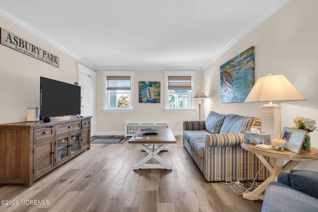 302 Deal Lake Drive 18, Asbury Park, NJ 07712