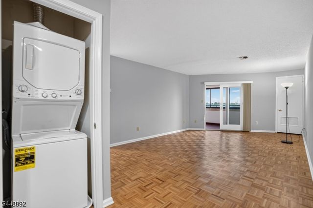 41 Wilson Ave, Newark City, NJ 07105