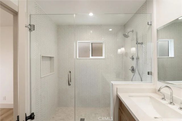 192 Dorena, Newbury Park, CA 91320