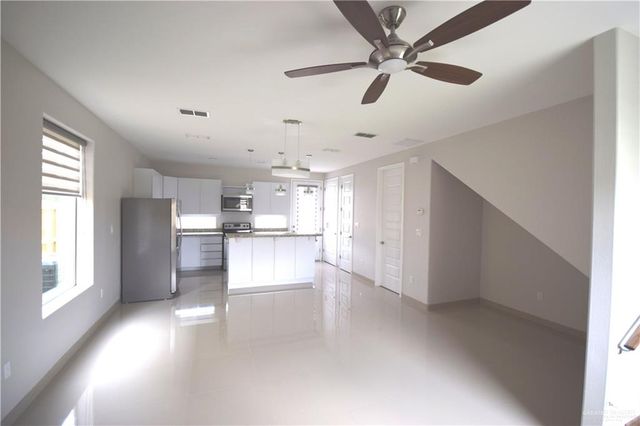 1202 Upas Drive, Edinburg, TX 78541