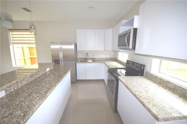 1202 Upas Drive, Edinburg, TX 78541