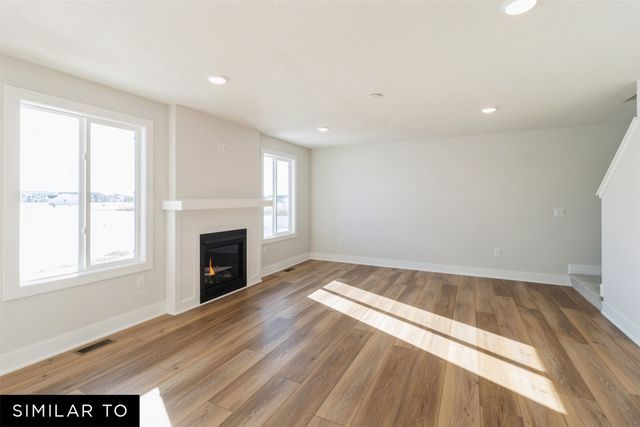 4420 NE 8th Street, Ankeny, IA 50021