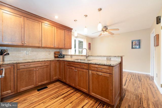 50 CIDER MILL RD, Mertztown, PA 19539
