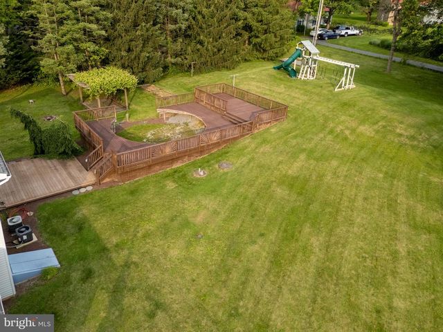 50 CIDER MILL RD, Mertztown, PA 19539