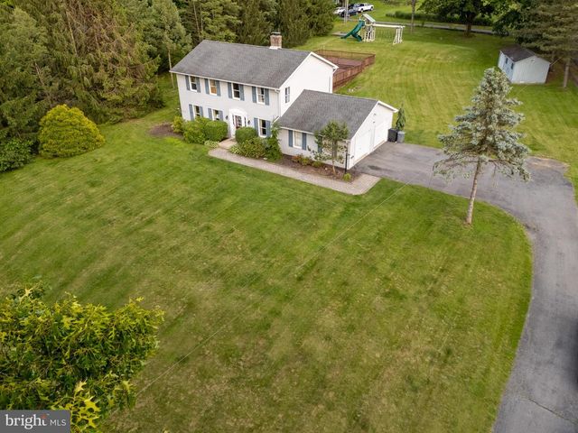 50 CIDER MILL RD, Mertztown, PA 19539
